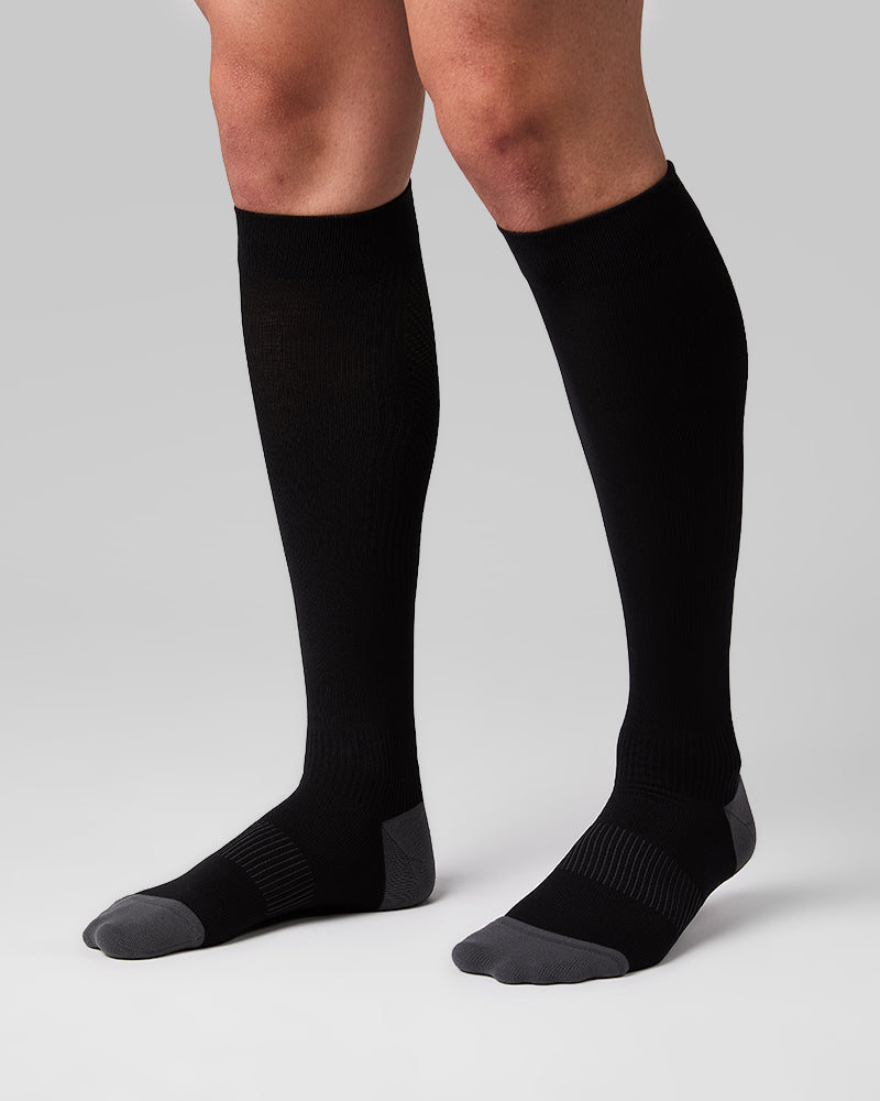 2-PACK COMPRESSION SOCKS